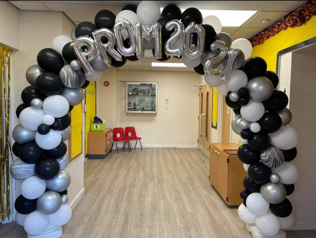 Balloon Arch with stand